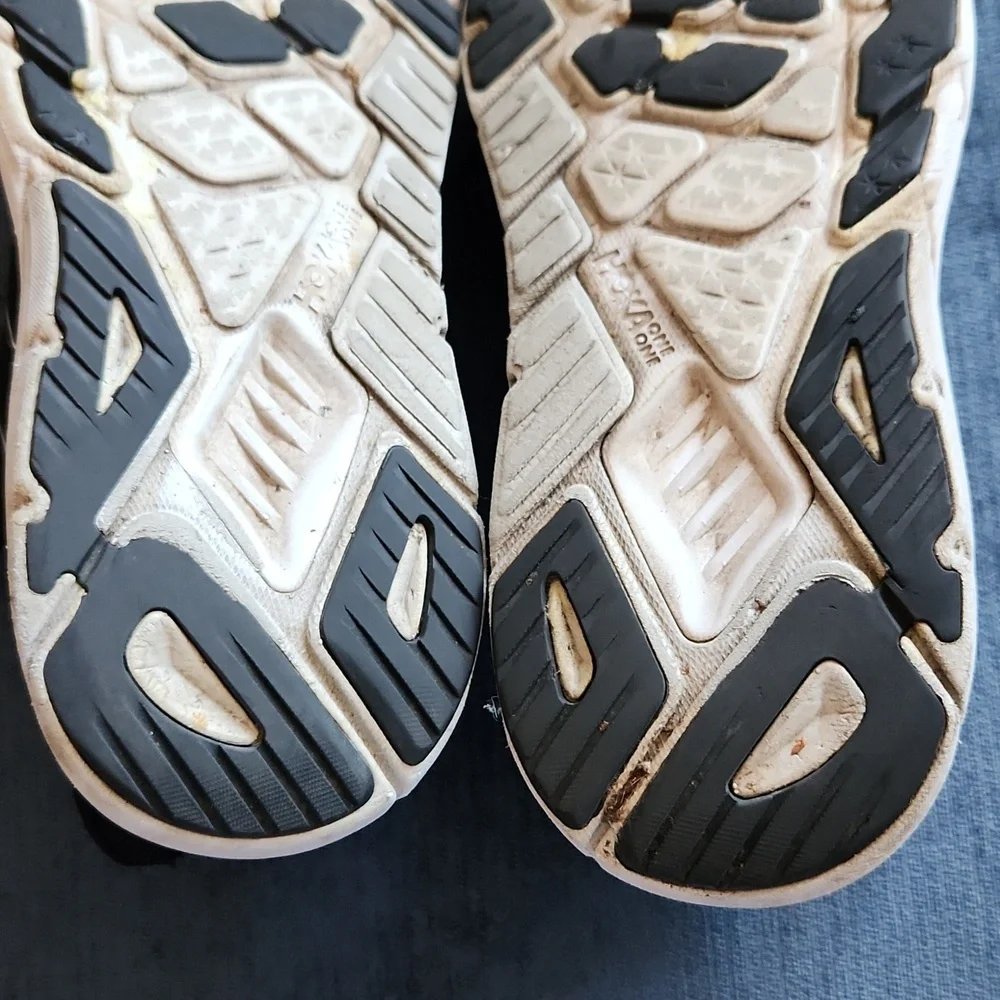 Hoka One One ARAHI 5 Black Running Shoes Sz 7.5